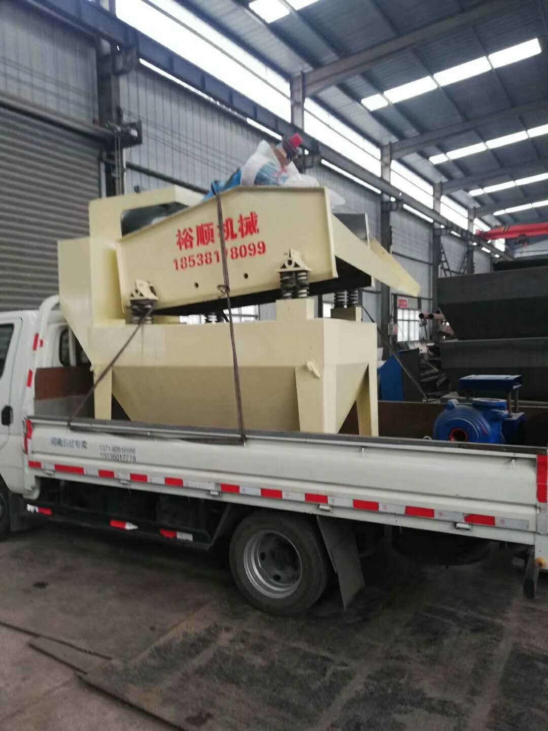 12��27�հl(f��)���@�ε�250��(x��)ɳ���ՙC